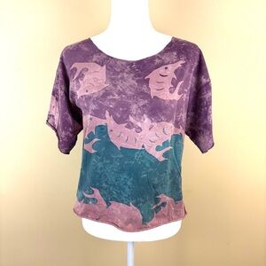 Keris Fashion Maroon/Mauve Scoop Neck Wax Batik Fish Cropped Tee Size M